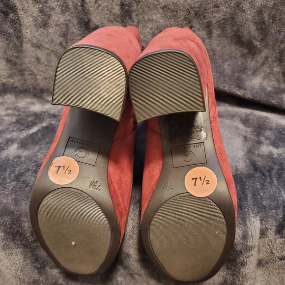 Brand New Guess Suede Boots - Size 7.5 - Picture 4 of 4